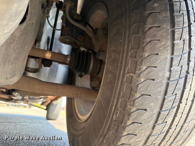 image for item ES6532 2005 Ford Escape SUV