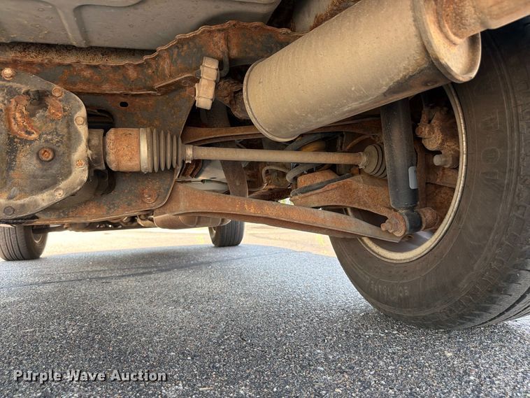 image for item ES6532 2005 Ford Escape SUV