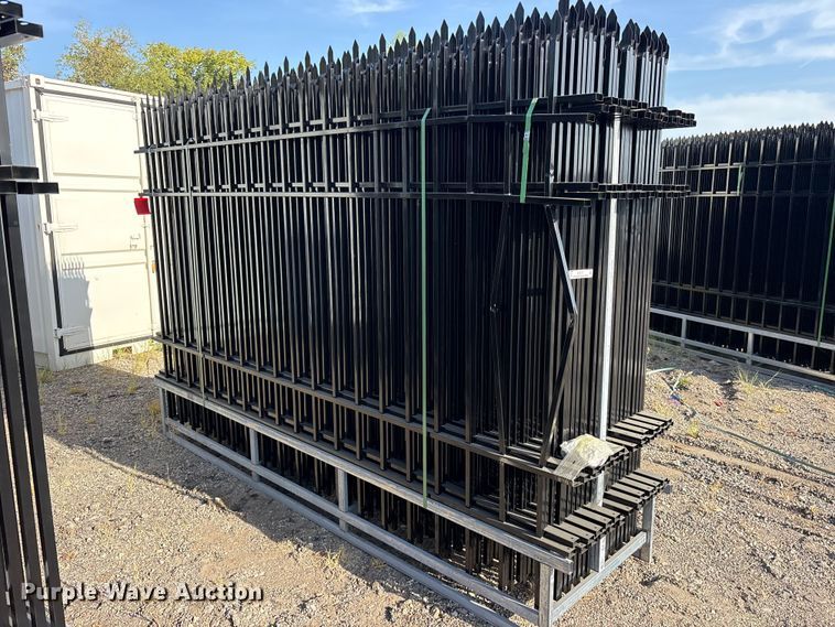 image for item ES8072 (22) 2024 EINGP F10 fence panels