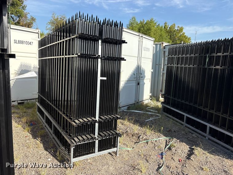 image for item ES8073 (22) 2024 EINGP F10 fence panels