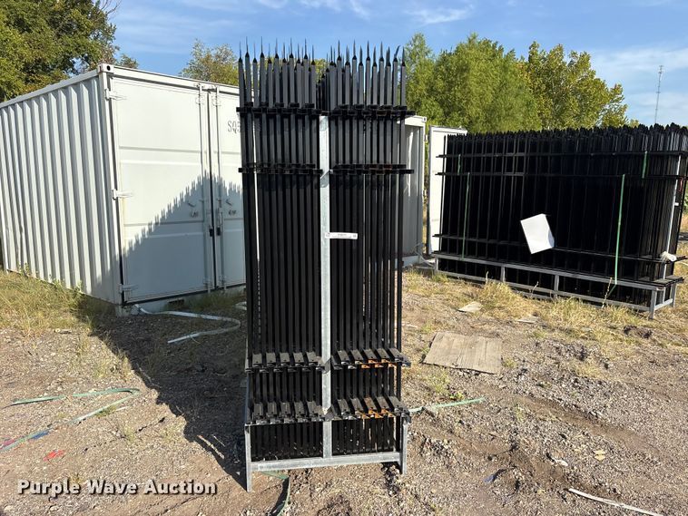 image for item ES8074 (22) 2024 EINGP F10 fence panels