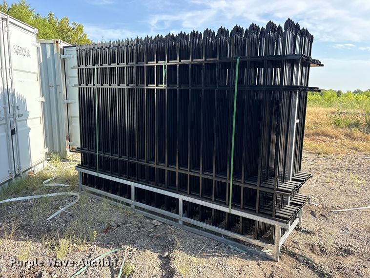 image for item ES8074 (22) 2024 EINGP F10 fence panels