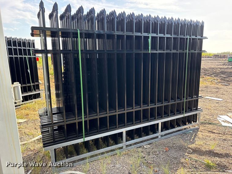 image for item ES8074 (22) 2024 EINGP F10 fence panels