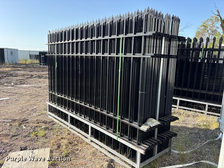 image for item ES8074 (22) 2024 EINGP F10 fence panels