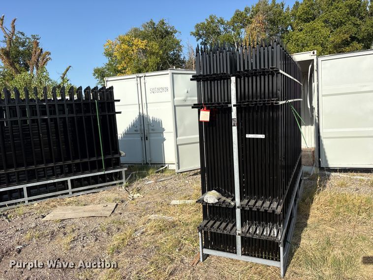 image for item ES8075 (22) 2024 EINGP F10 fence panels