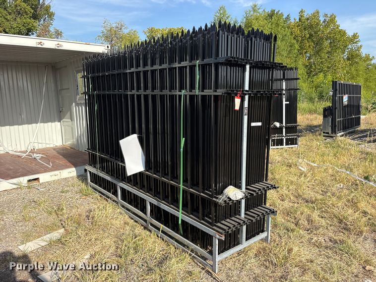 image for item ES8075 (22) 2024 EINGP F10 fence panels