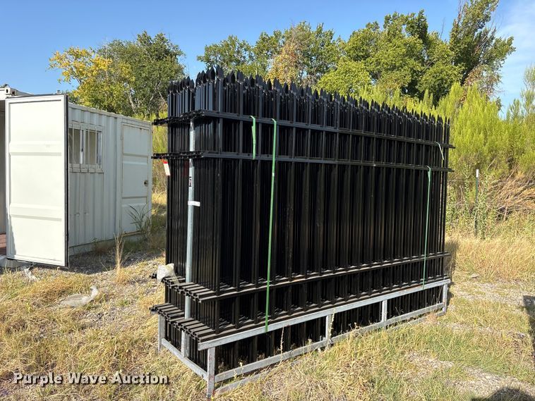 (22) 2024 EINGP F10 fence panels