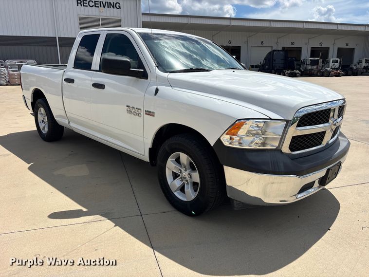 image for item ES8093 2017 RAM 1500 Ext. Cab pickup truck