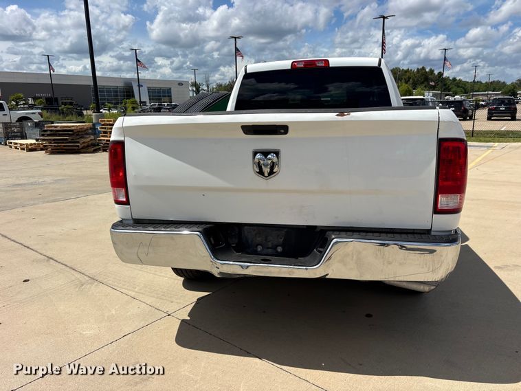 image for item ES8093 2017 RAM 1500 Ext. Cab pickup truck