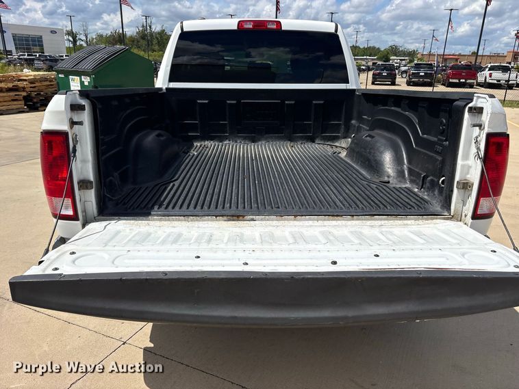 image for item ES8093 2017 RAM 1500 Ext. Cab pickup truck