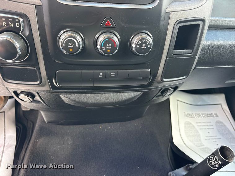 image for item ES8093 2017 RAM 1500 Ext. Cab pickup truck