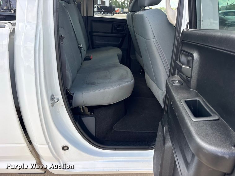 image for item ES8093 2017 RAM 1500 Ext. Cab pickup truck