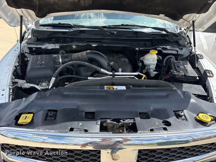 image for item ES8093 2017 RAM 1500 Ext. Cab pickup truck