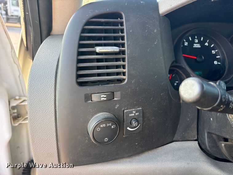 image for item ES8725 2010 GMC Sierra 1500 pickup truck