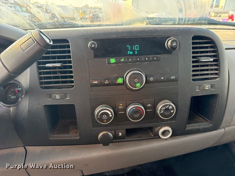 image for item ES8725 2010 GMC Sierra 1500 pickup truck
