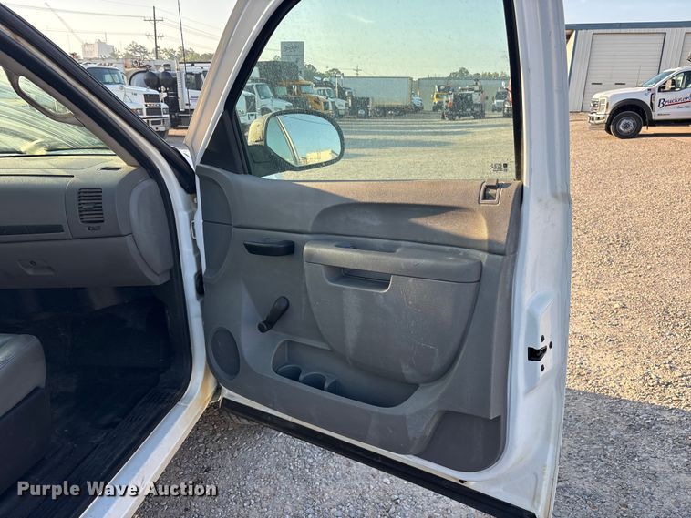 image for item ES8725 2010 GMC Sierra 1500 pickup truck
