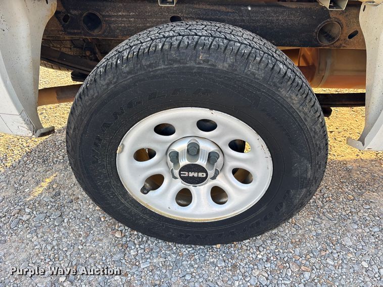 image for item ES8725 2010 GMC Sierra 1500 pickup truck