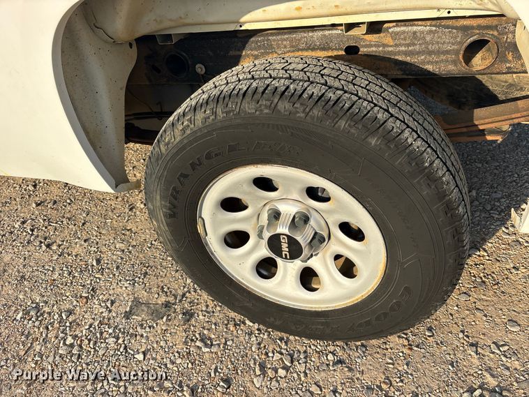 image for item ES8725 2010 GMC Sierra 1500 pickup truck