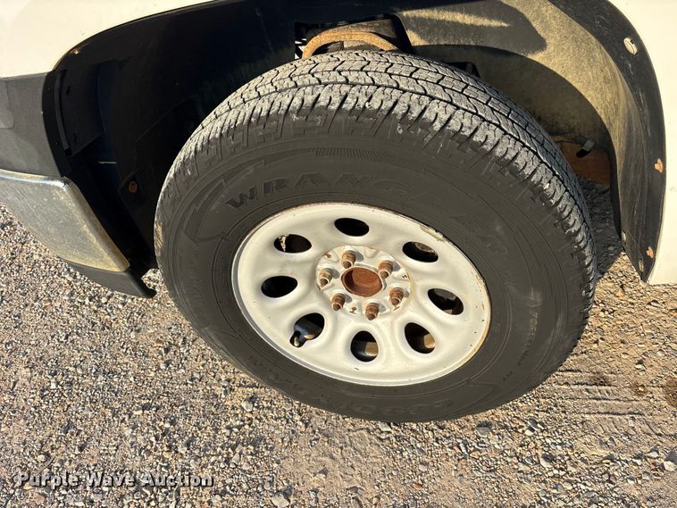 image for item ES8725 2010 GMC Sierra 1500 pickup truck