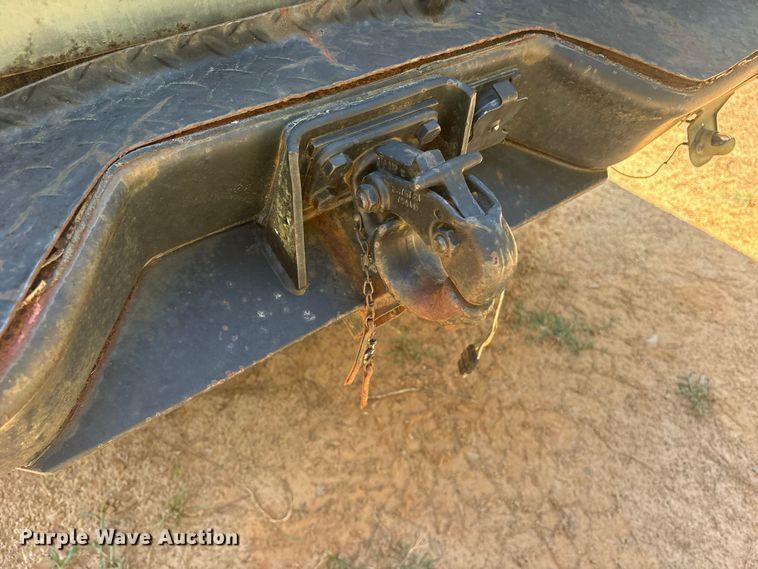 image for item ET0489 1977 Dodge W20 pickup truck
