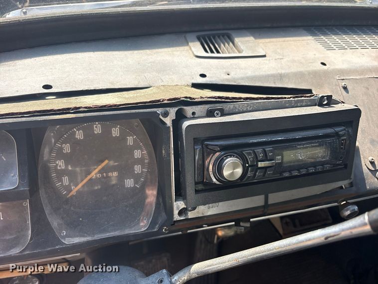 image for item ET0489 1977 Dodge W20 pickup truck