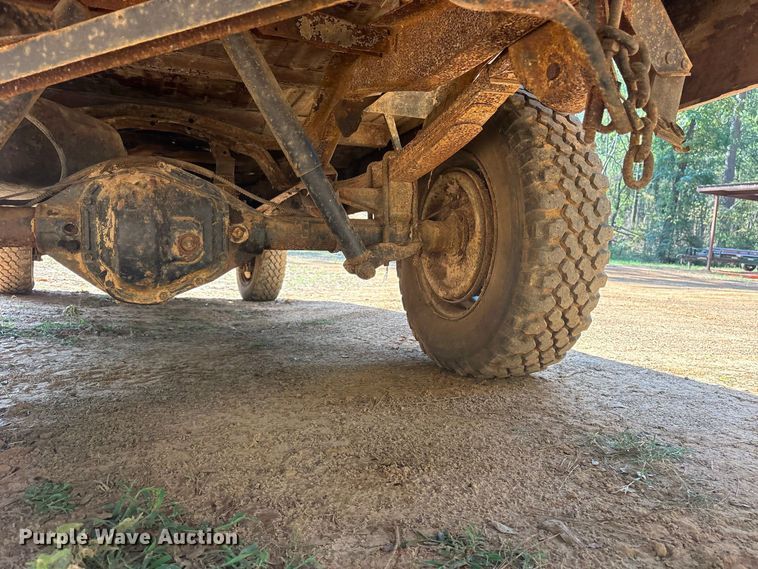 image for item ET0489 1977 Dodge W20 pickup truck