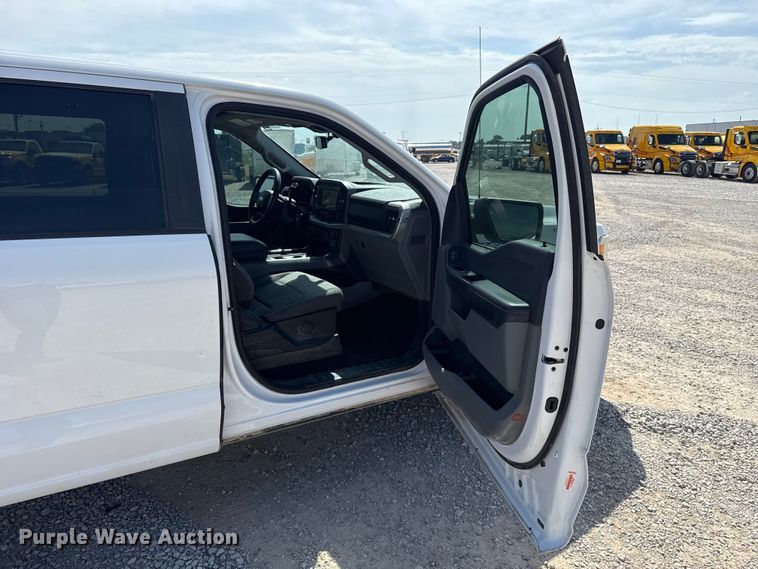 image for item ET6424 2021 Ford F150 Crew Cab pickup truck