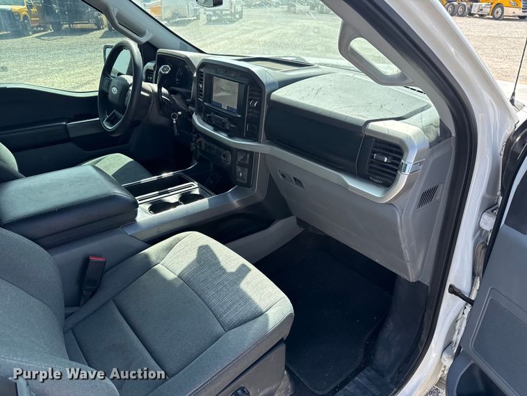image for item ET6424 2021 Ford F150 Crew Cab pickup truck