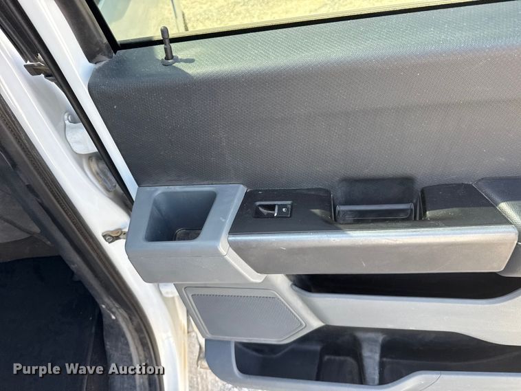 image for item ET6424 2021 Ford F150 Crew Cab pickup truck