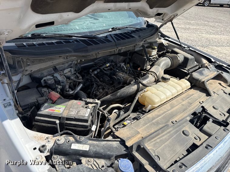 image for item ET6424 2021 Ford F150 Crew Cab pickup truck