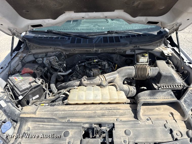 image for item ET6424 2021 Ford F150 Crew Cab pickup truck
