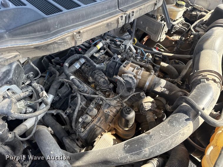 image for item ET6424 2021 Ford F150 Crew Cab pickup truck