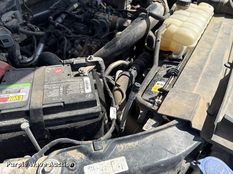 image for item ET6424 2021 Ford F150 Crew Cab pickup truck