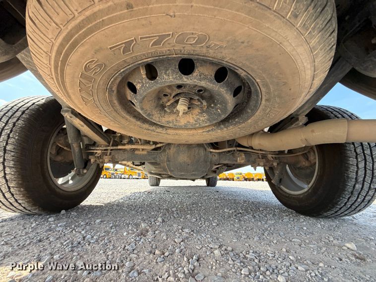 image for item ET6424 2021 Ford F150 Crew Cab pickup truck