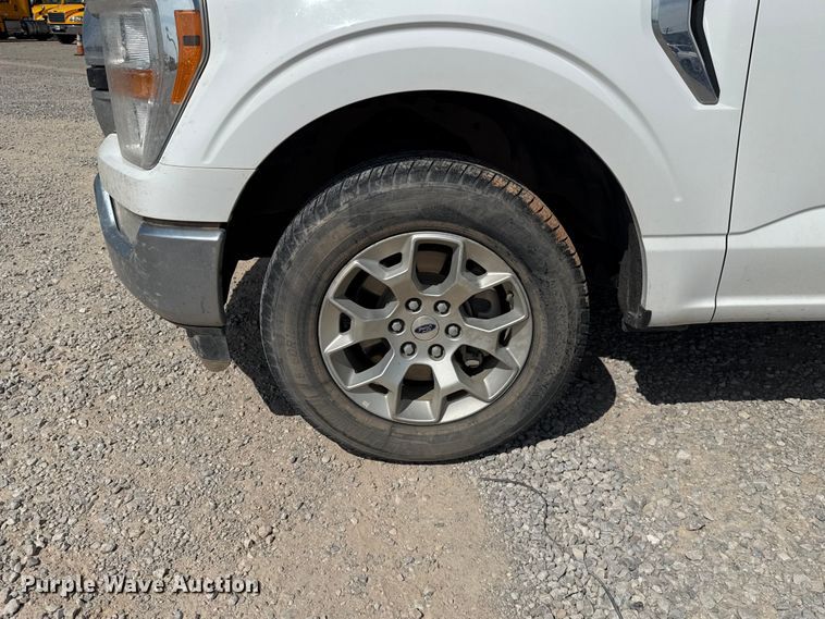 image for item ET6424 2021 Ford F150 Crew Cab pickup truck