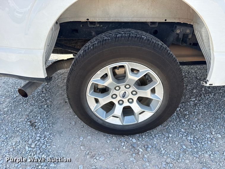 image for item ET6424 2021 Ford F150 Crew Cab pickup truck