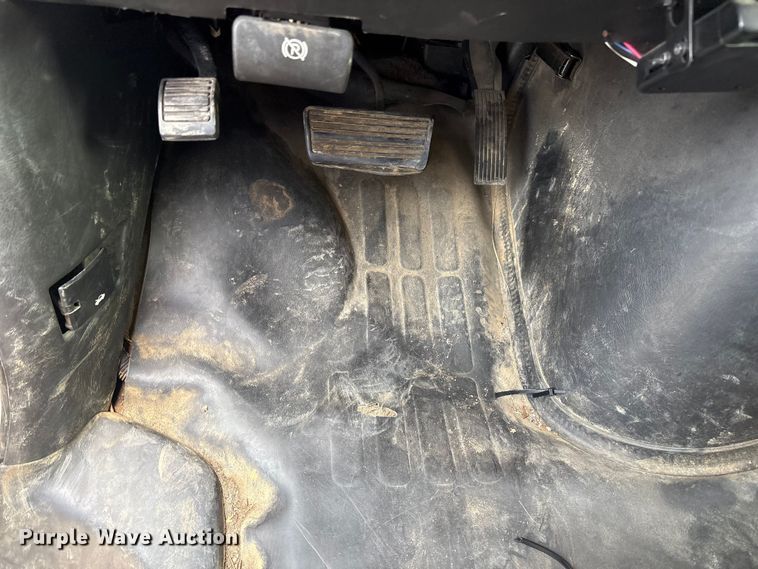 image for item ET8665 2007 Chevrolet Express 2500 van