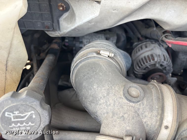 image for item ET8665 2007 Chevrolet Express 2500 van