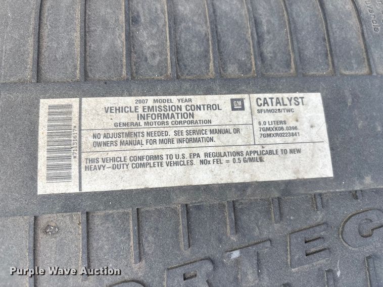 image for item ET8665 2007 Chevrolet Express 2500 van
