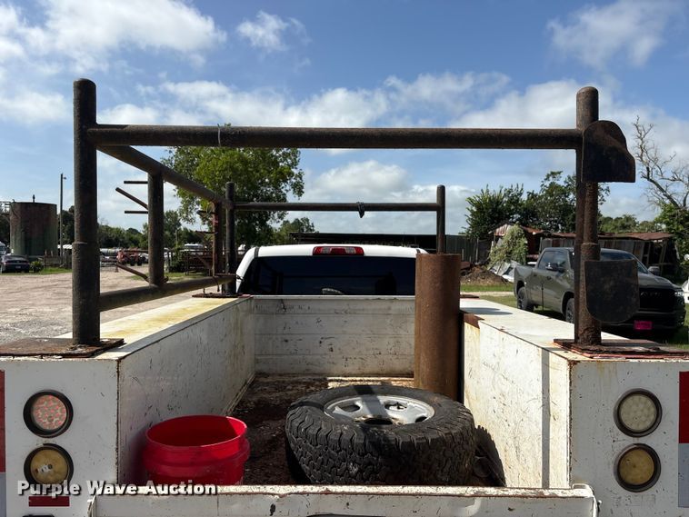 image for item EU0747 2016 GMC Sierra 2500HD Crew Cab utility bed pickup truck