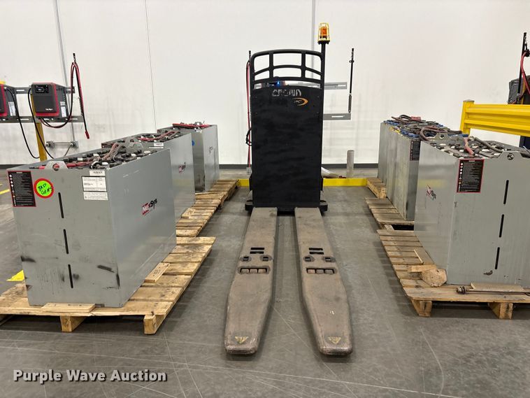 image for item EU0812 2020 Crown PC4500-80 pallet jack