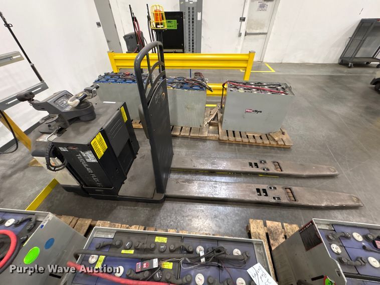 image for item EU0812 2020 Crown PC4500-80 pallet jack