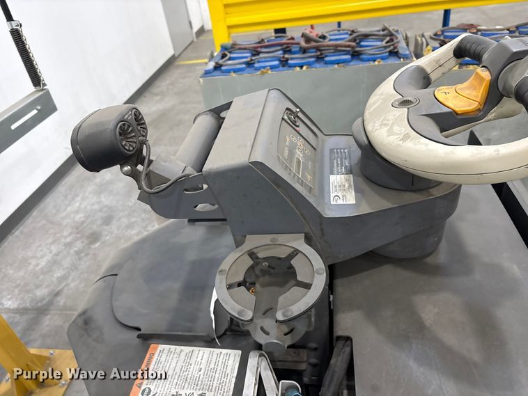 image for item EU0812 2020 Crown PC4500-80 pallet jack