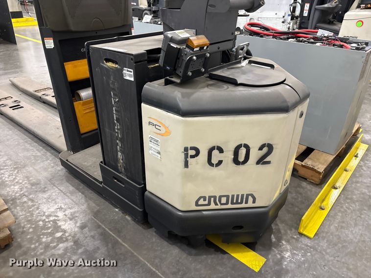 image for item EU0812 2020 Crown PC4500-80 pallet jack