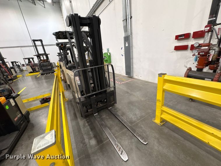 image for item EU0813 2018 Crown RC5545-40 forklift