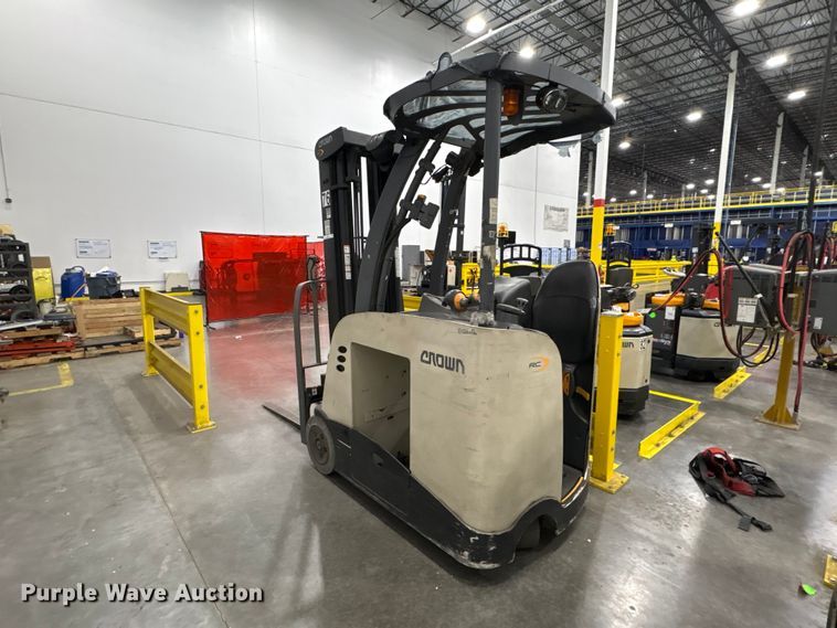 image for item EU0813 2018 Crown RC5545-40 forklift