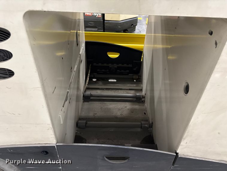 image for item EU0813 2018 Crown RC5545-40 forklift