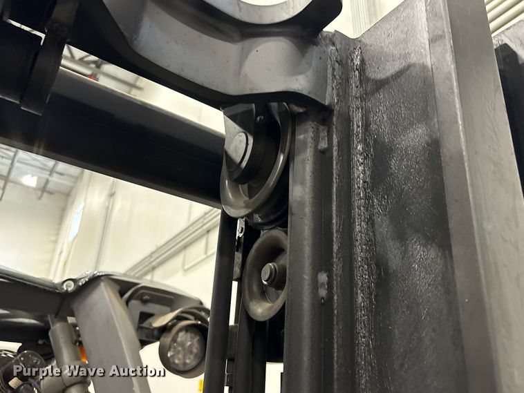 image for item EU0813 2018 Crown RC5545-40 forklift