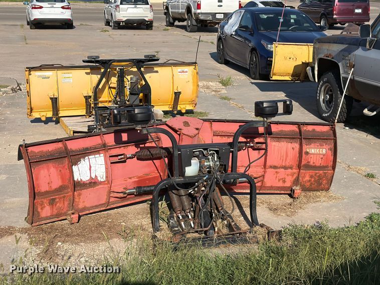 image for item EV2367 Hiniker snow plow