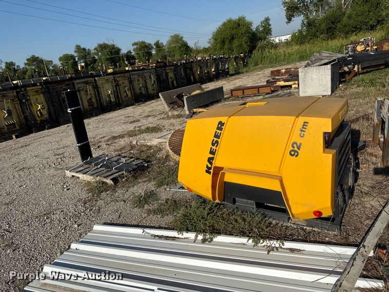 image for item EV6120 2004 Kaeser M26 air compressor